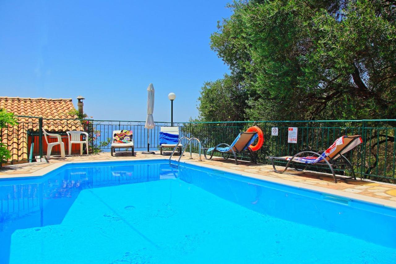 Vila Seaview Calypso Nisaki  Exteriér fotografie